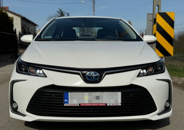 Toyota Corolla cena 74999 przebieg: 83550, rok produkcji 2021 z Praszka małe 781